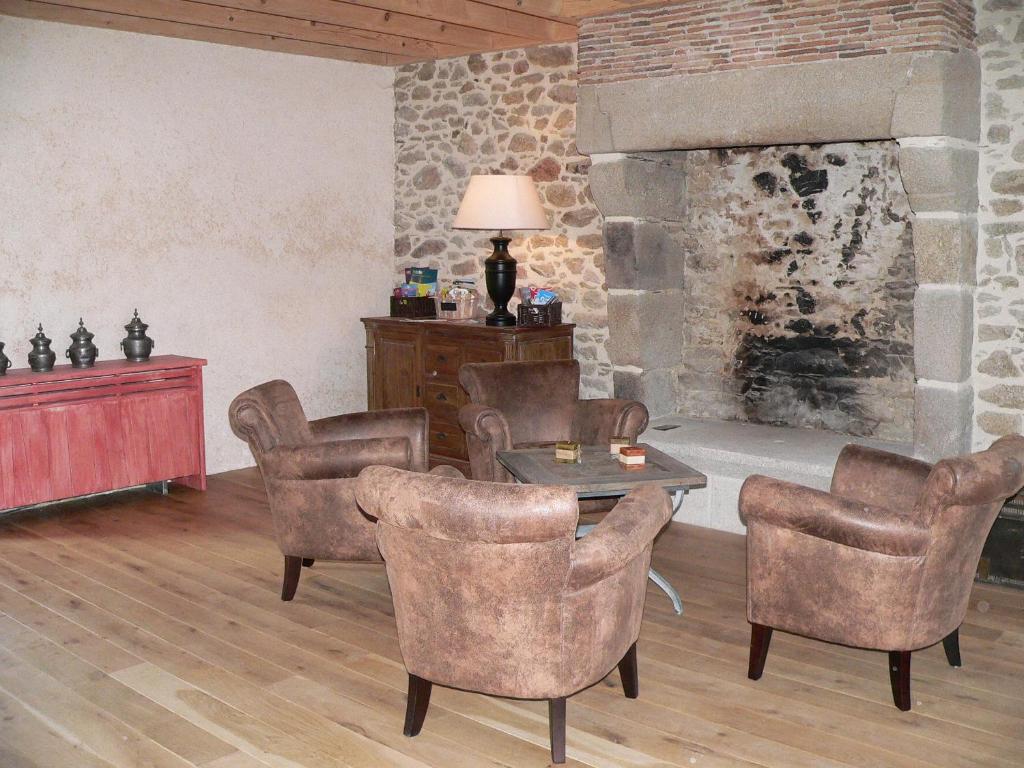 Le Manoir Du Pas Jahan Couëron Εξωτερικό φωτογραφία