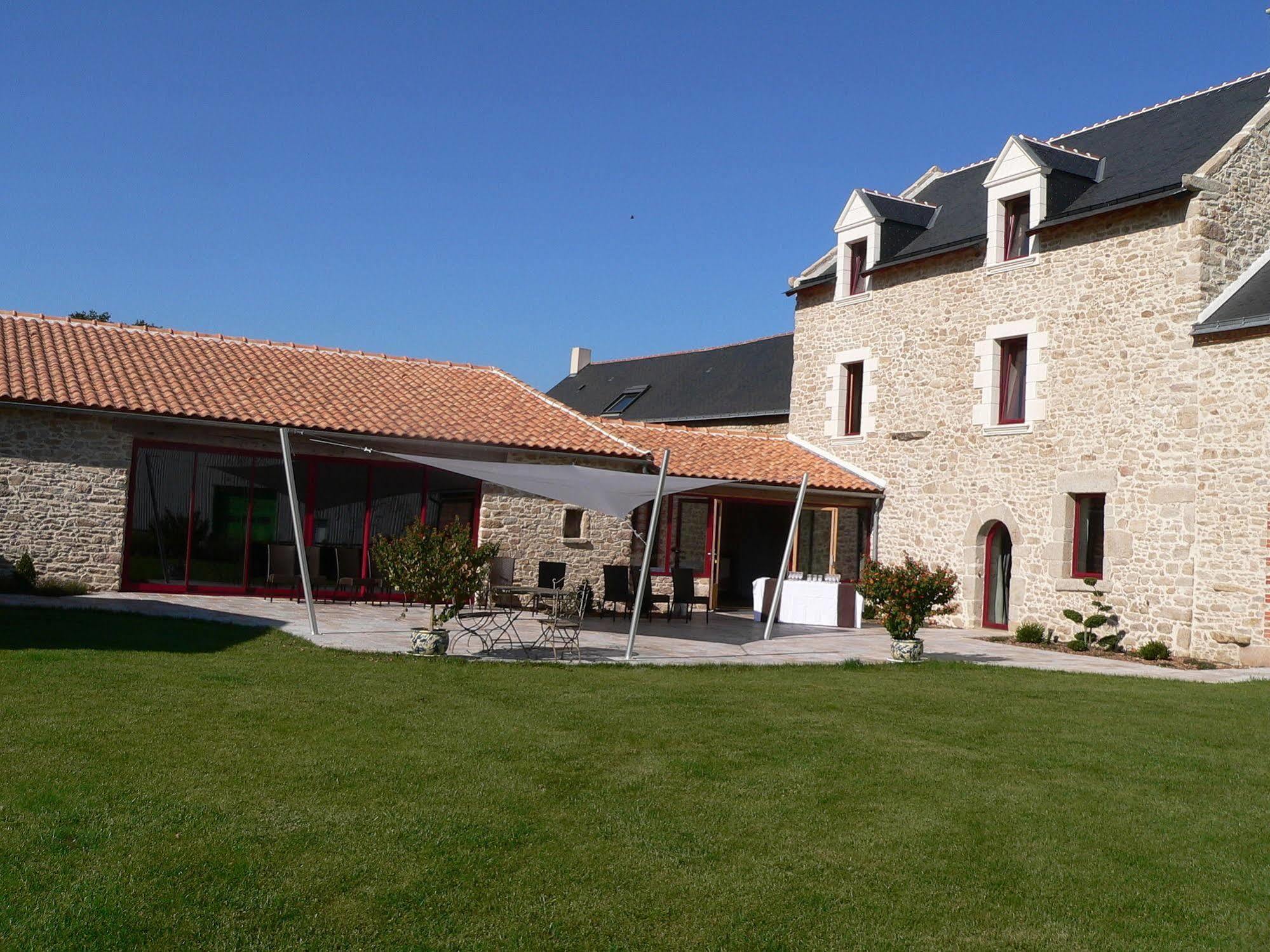 Le Manoir Du Pas Jahan Couëron Εξωτερικό φωτογραφία